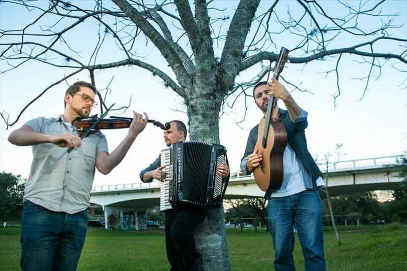 CONCERTO COM O MAFU&Aacute; TRIO INSTRUMENTAL ENCERRA A PROGRAMA&Ccedil;&Atilde;O MUSICAL DO INSTITUTO LING NESTE ANO