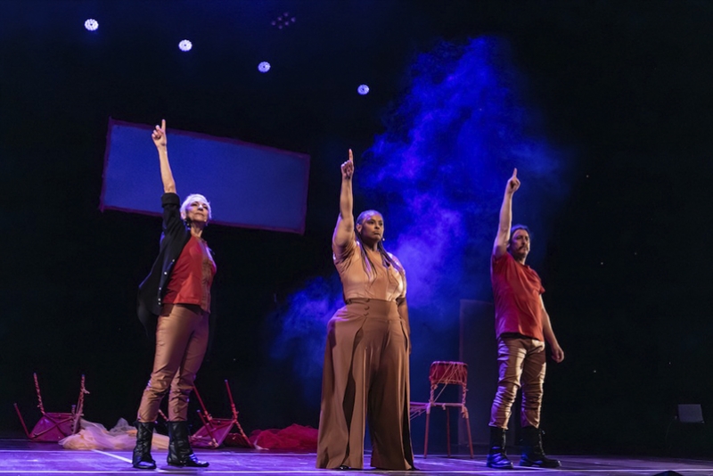 DEBORAH FINOCCHIARO ABRE PROGRAMA&Ccedil;&Atilde;O DO PROJETO BANRISUL MULHERES DA CENA GA&Uacute;CHA