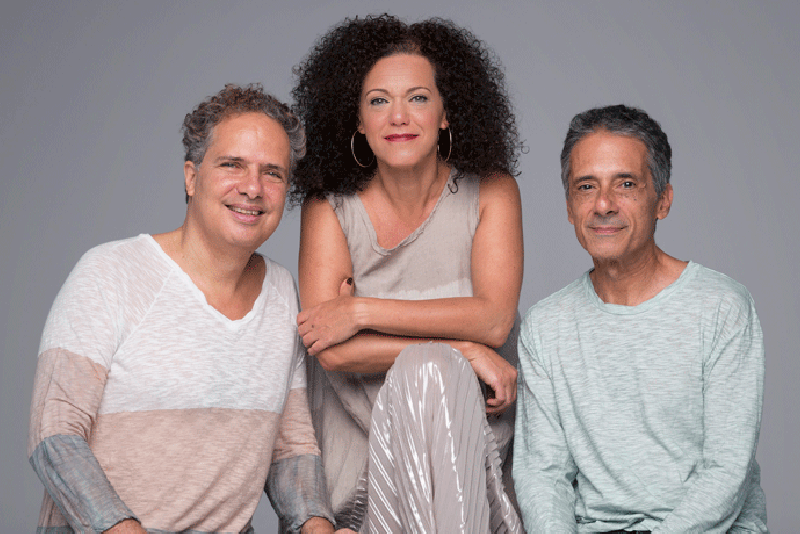 BRANCO PRODUÇÕES APRESENTA VIOLA PERFUMOSA com CEUMAR + LUI COIMBRA + PAULO FREIRE