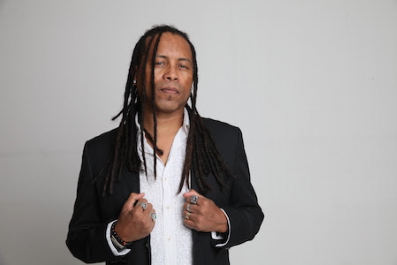 OPINIÃO PRODUTORA APRESENTA SERGINHO MOAH