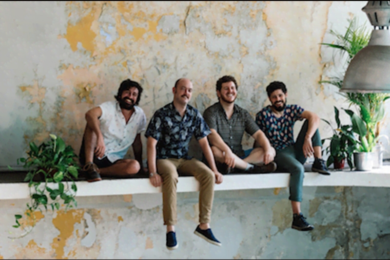 OPINIÃO PRODUTORA APRESENTA DINGO BELLS - INGRESSOS 3° LOTE