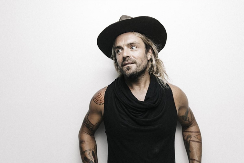 POPLOAD GIG TRAZ A PORTO ALEGRE O CANTOR AUSTRALIANO XAVIER RUDD