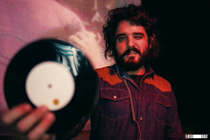 MAIS UM RITUAL VOODOO NA CIDADE, COM OS DJS ELOHIM E STÉFANIS CAIAFFO COMANDANDO OS TOCA-DISCOS