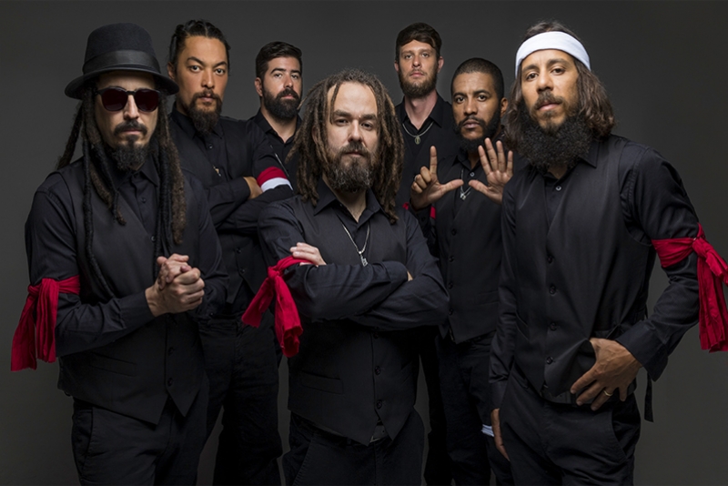 BANDA MATO SECO SE APRESENTA EM CURITIBA