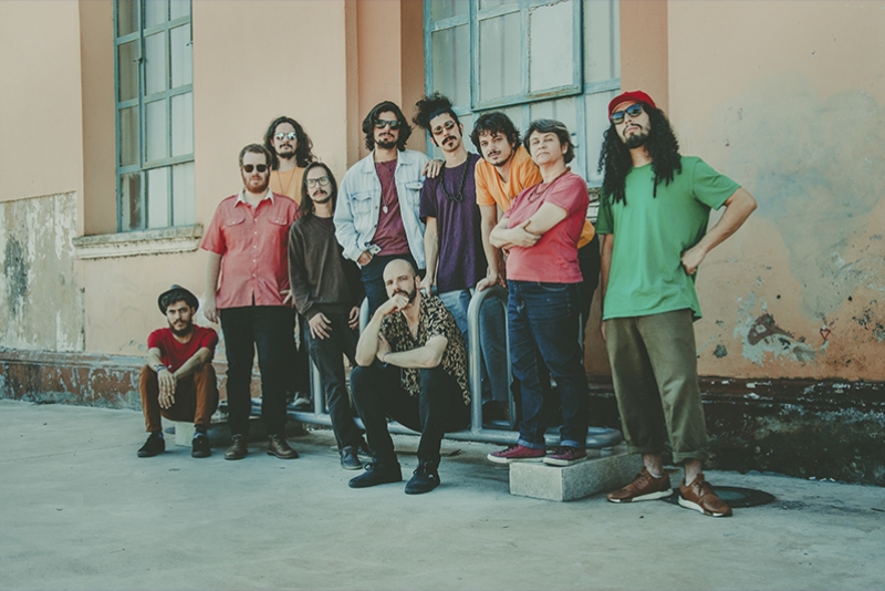 AFPOA PROMOVE SHOW DA BANDA TRABALHOS ESPACIAIS MANUAIS