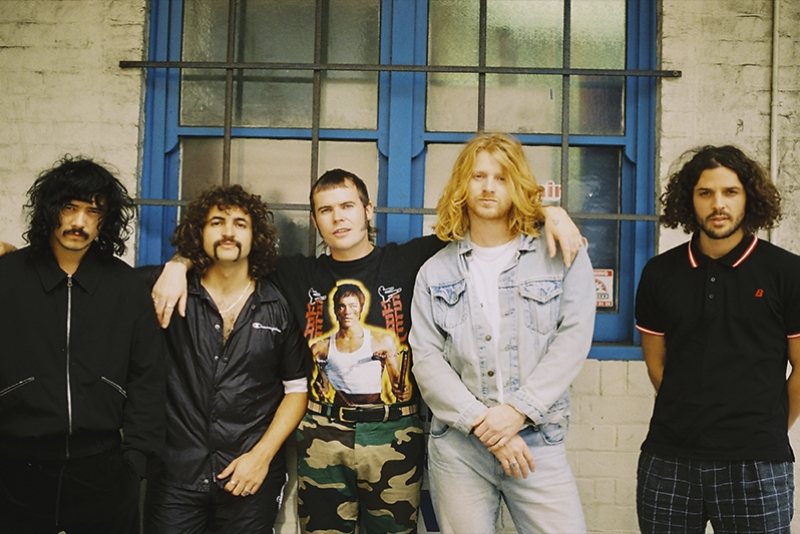 STICKY FINGERS: INGRESSOS ESGOTADOS