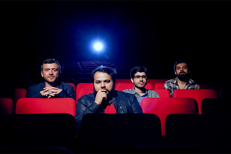 SUPERCOLISOR ANUNCIA NOVO DISCO COM INTENSO SINGLE 