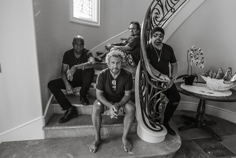 SAMMY HAGAR TENTOU FAZER O DISCO DA VIDA COM O THE CIRCLE. SUPERGRUPO TOCA EM POA DIA 20 DE MARÇO