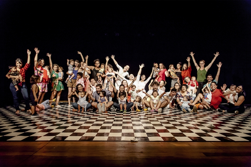 TÓIN - DANÇA PARA BEBÊS INTEGRA PROGRAMAÇÃO DO PORTO VERÃO ALEGRE 2020