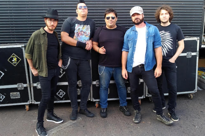 TEQUILA BABY TOCA BEATLES NO HARD ROCK CAFE EM GRAMADO