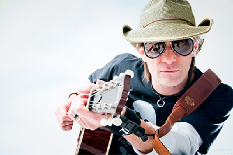 CHARLES MASTER - Ao Vivo No Parador Pub