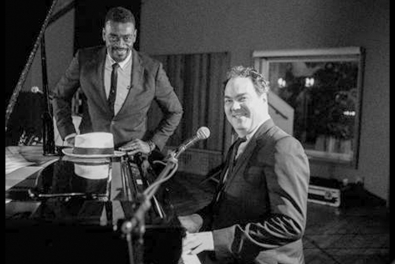 SEU JORGE & DANIEL JOBIM INTERPRETAM TOM JOBIM EM TRANSMISSÃO AO VIVO, DIA 10, ÀS 19H30MIN