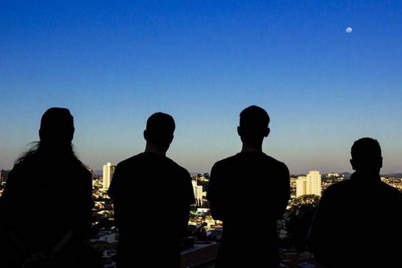 ATTANOS: ESTREIA SINGLE, INNOCENCE VOICES NO YOUTUBE