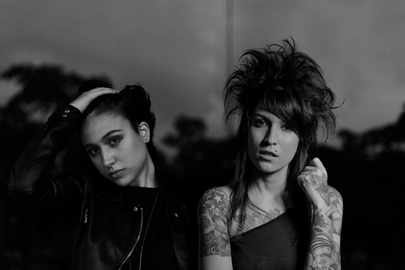 DEVOCHKA SE UNE À CANTORA BIAN NO FEAT 