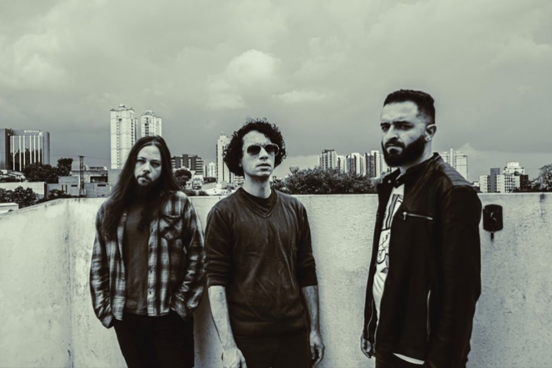 ROCKET BUGS LANÇA CLIPE DE 'SEAT BEALTS ON' E APRESENTA NOVA FORMAÇÃO