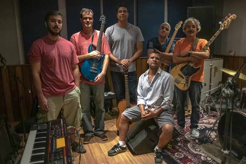 BANDA DA HORA LANÇA CLIPE 