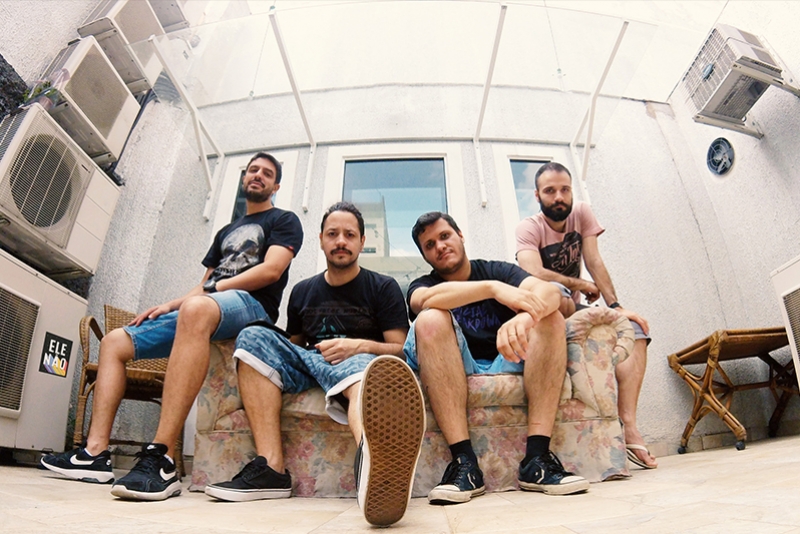 SOCIAL BREAKDOWN ASSINA COM SELO E ANUNCIA LANÇAMENTO DE EP EM SETEMBRO