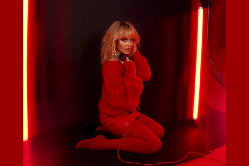 KYLIE MINOGUE LANÇA REMIX “SAY SOMETHING”, SINGLE DE SEU NOVO ÁLBUM, POR SYN COLE