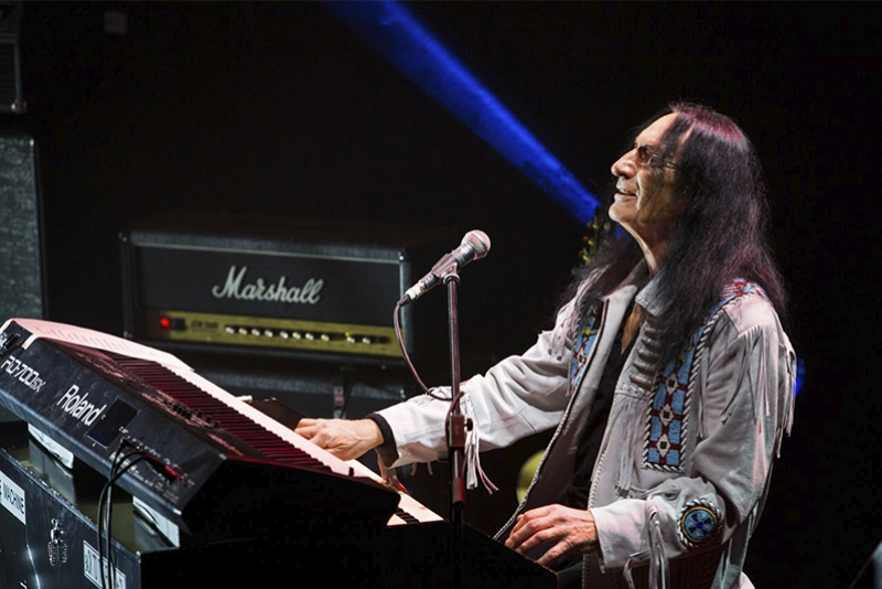 KEN HENSLEY: FALECEU ONTEM (04/11) AOS 75 ANOS O EX-TECLADISTADA DA ICÔNICA BANDA URIAH HEEP