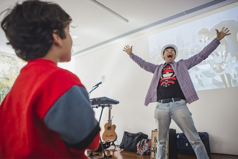 BOB BOPSIN MINISTRA AULA VIRTUAL E GRATUITA DE MUSICALIZAÇÃO PARA CRIANÇAS NESTE SÁBADO, DIA 5 DE DEZEMBRO