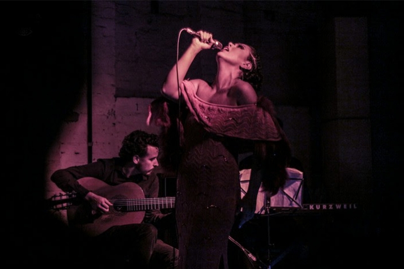 NANI MEDEIROS E MATHIAS 7 CORDAS MISTURAM MÚSICA POPULAR BRASILEIRA E FADO EM LIVE MUSICAL GRATUITA NA QUARTA-FEIRA, DIA 16 DE DEZEMBRO