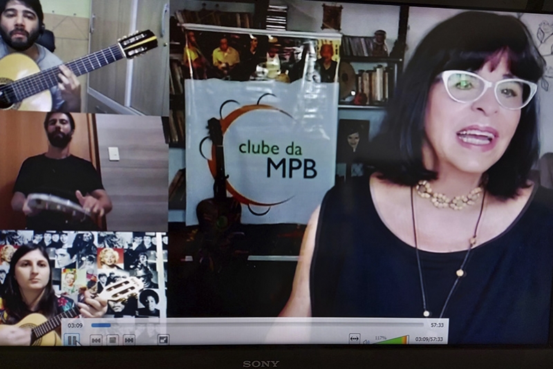 CLUBE DA MPB COMPLETA 10 ANOS COM O SHOW O SAMBA E O CHORO