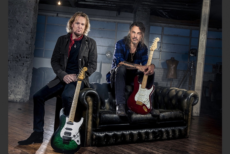 ADRIAN SMITH (IRON MAIDEN) ANUNCIA NOVA COLABORAÇÃO COM RICHIE KOTZEN