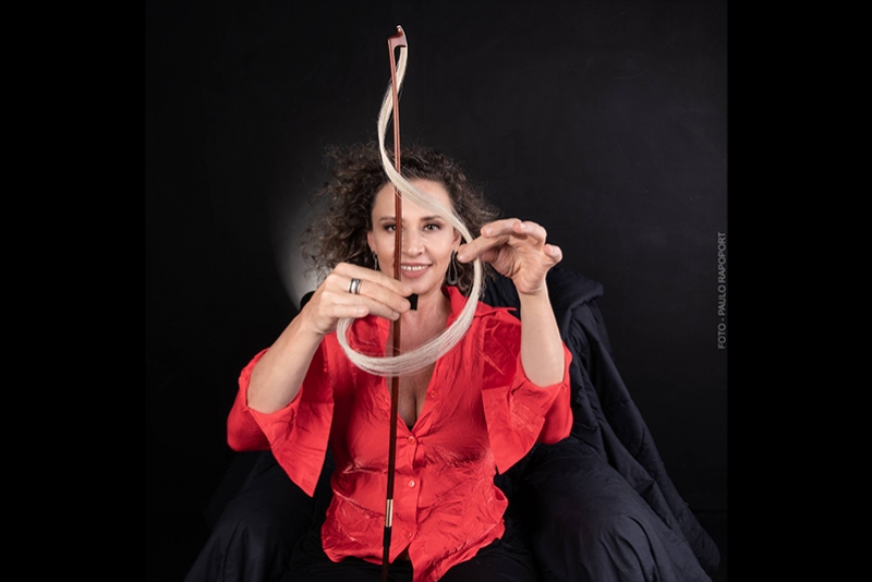 VIOLINISTA PAULISTA ANA DE OLIVEIRA LANÇA 1° CD SOLO  DRAGÃO DOS OLHOS AMARELOS” SIMULTANEAMENTE COM O LIVRO “O VIOLINO NA MÚSICA CONTEMPORÂNEA BRASILEIRA” 