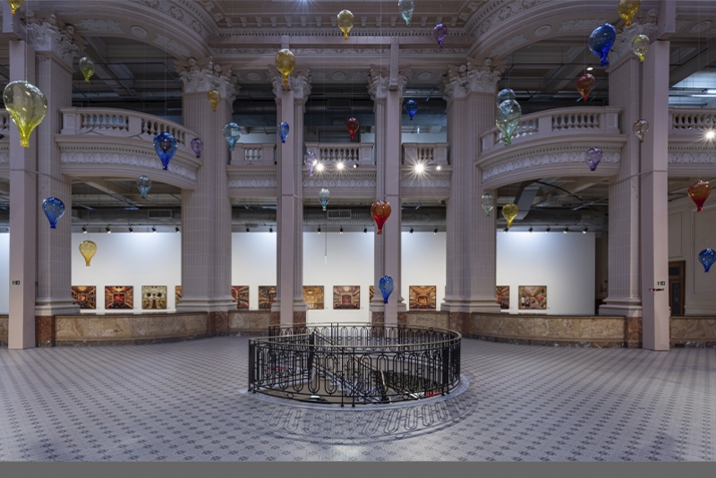 FAROL SANTANDER PORTO ALEGRE RECEBE EXPOSIÇÃO REVOADA, DA ARTISTA VISUAL FLÁVIA JUNQUEIRA