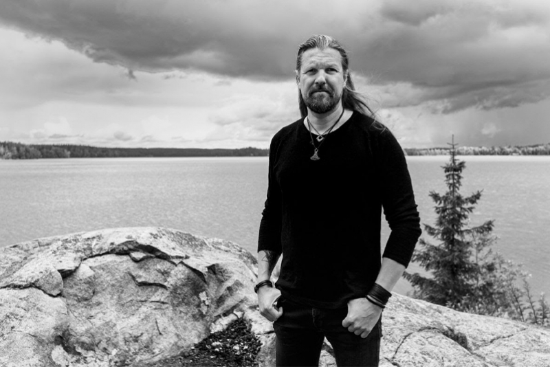 SILVER LAKE POR ESA HOLOPAINEN ANUNCIA ÁLBUM AUTOINTITULADO C/ CONVIDADOS ESPECIAIS PARA MAIO