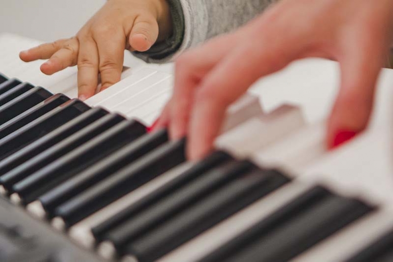 AULA VIRTUAL E GRATUITA DE MUSICALIZAÇÃO É ATRAÇÃO PARA AS CRIANÇAS NESTE SÁBADO, DIA 6 DE MARÇO