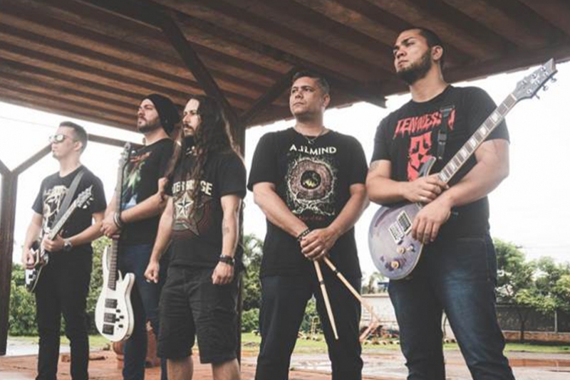 AZZAROK: BANDA DIVULGA VÍDEO AO VIVO DE “PAY WITH BLOOD”