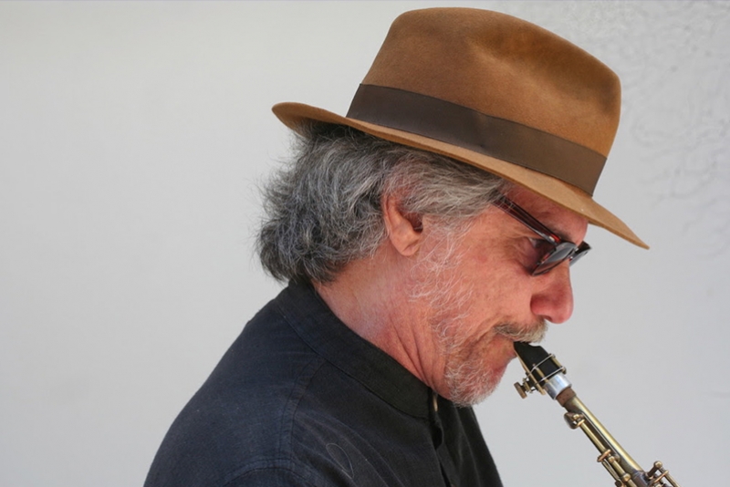 MAURO SENISE HOMENAGEIA JOHNNY ALF EM LIVE GRATUITA NESTA QUINTA