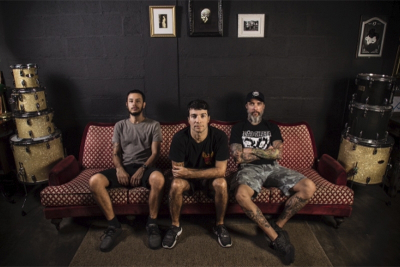 DEAD FISH DESVENDA &ldquo;PONTO CEGO&rdquo; NO PODCAST TUDO SOBRE O DISCO