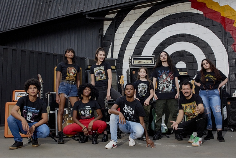 PJ, BAIXISTA DO JOTA QUEST, LAN&Ccedil;A EMPRESA DE MERCHANDISING VOLTADA PARA ARTISTAS NACIONAIS