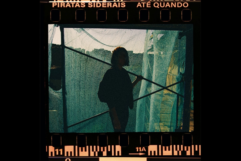 PIRATAS SIDERAIS DIVULGA SINGLE AT&Eacute; QUANDO COM PUNK ROCK E M&Uacute;SICA ALTERNATIVA
