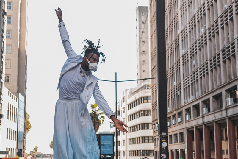 S&Eacute;RIE DE V&Iacute;DEO-PERFORMANCES IN&Eacute;DITAS ESTREIA EM 20 DE JULHO
