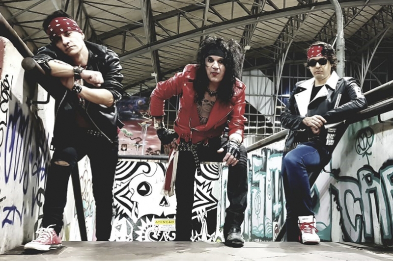 SPADES VANDALL: CONFIRA O VIDEOCLIPE DE &ldquo;LET&rsquo;S START A REVOLUTION&rdquo;