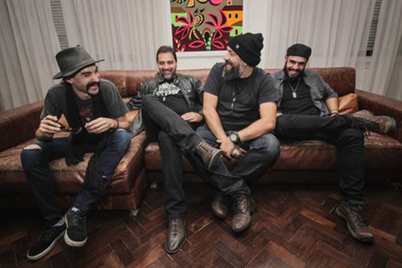 SEU ROQUE: BANDA ESTREIA VIDEOCLIPE OFICIAL PARA A FAIXA &ldquo;EU DUVIDO&rdquo;