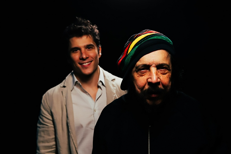 BENITO DI PAULA E RODRIGO VELLOZO NO ARA&Uacute;JO VIANNA