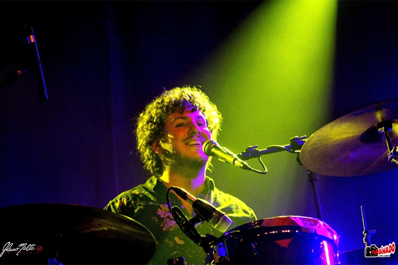 DINGO BELLS SUPERANDO AS EXPECTATIVAS EM EXCELENTE SHOW EM PORTO ALEGRE