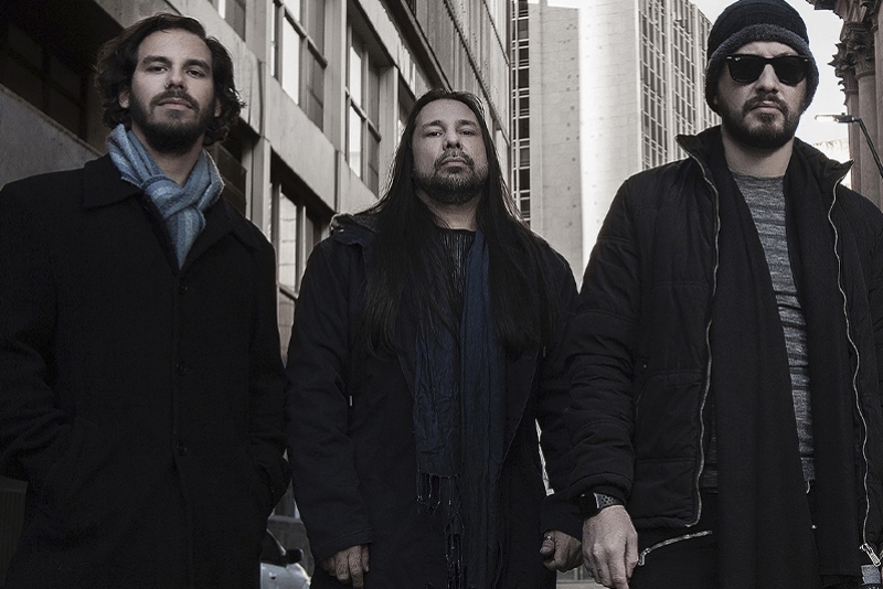 BANDA NEC ABRE O SHOW DA SUPERCOMBO EM PORTO ALEGRE EM 7 DE MAIO