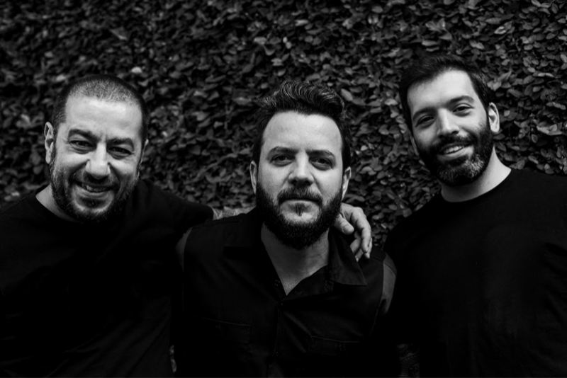 M&Uacute;SICOS DO CPM22 LAN&Ccedil;AM A GRAVADORA REPETENTE RECORDS