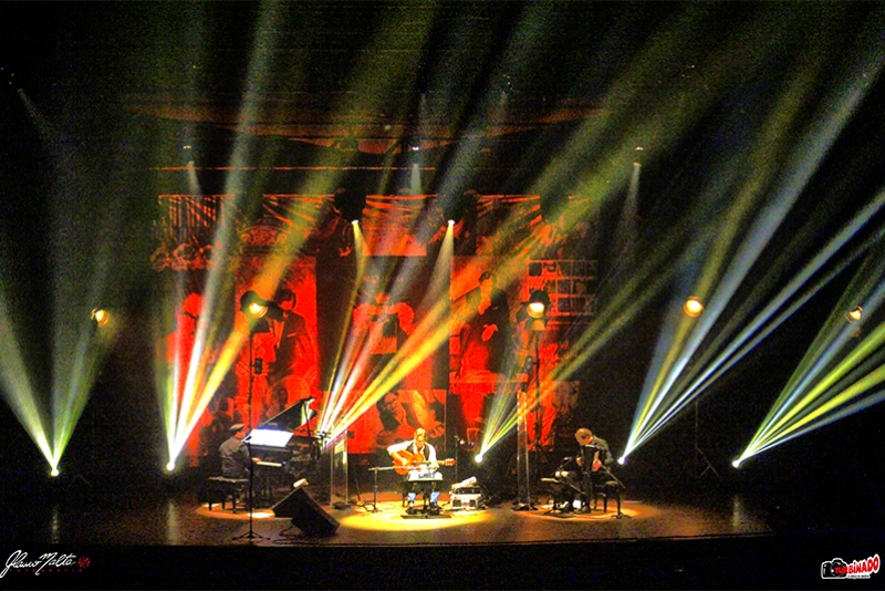 AL DI MEOLA - TODA A GENIALIDADE E FEELING DO MESTRE DO JAZZ FUSION EM APRESENTAÇÃO IMPECÁVEL NO AUDITÓRIO ARAÚJO VIANNA.