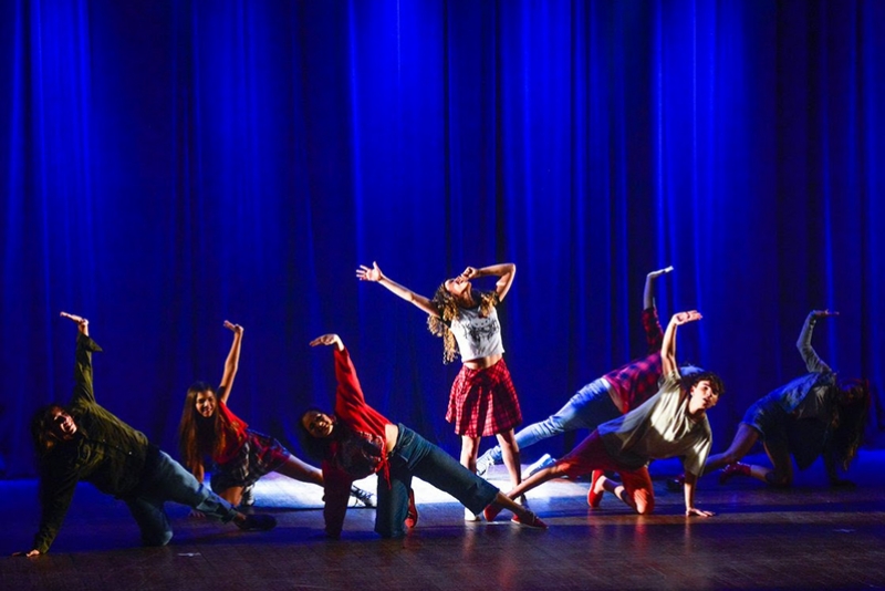 ESPET&Aacute;CULO ADOLESCER VOLTA A CARTAZ NESTE DOMINGO NO TEATRO CIEE COM APRESENTA&Ccedil;&Atilde;O ESPECIAL EM COMEMORA&Ccedil;&Atilde;O AOS SEUS 20 ANOS