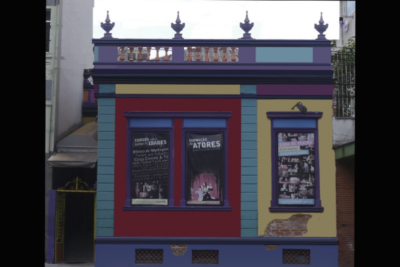 A ESCOLA CASA DE TEATRO OFERECE CURSOS IN&Eacute;DITOS