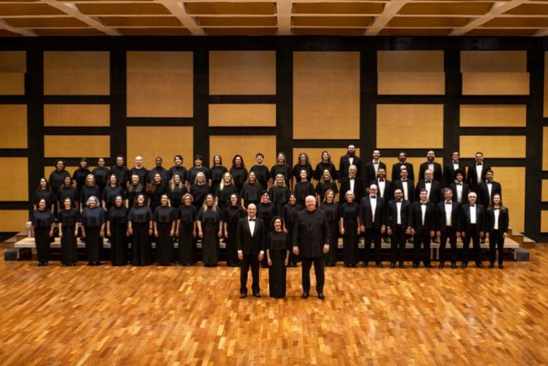 CORO SINF&Ocirc;NICO DA OSPA APRESENTA CONCERTOS ESPECIAIS EM DOIS IRM&Atilde;OS E PORTO ALEGRE (21 E 28/8)