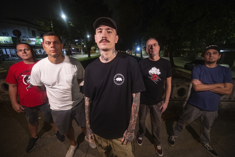 BANDA SANTISTA GARAGE FUZZ TOCA EM PORTO ALEGRE NESTE DOMINGO (31) NO BAR OCIDENTE