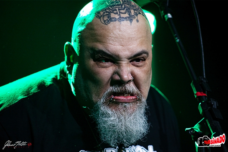 RATOS DE POR&Atilde;O - AVASSALADORA APRESENTA&Ccedil;&Atilde;O NO LAN&Ccedil;AMENTO DO EXCELENTE &ldquo;NECROPOL&Iacute;TICA&rdquo; EM PORTO ALEGRE