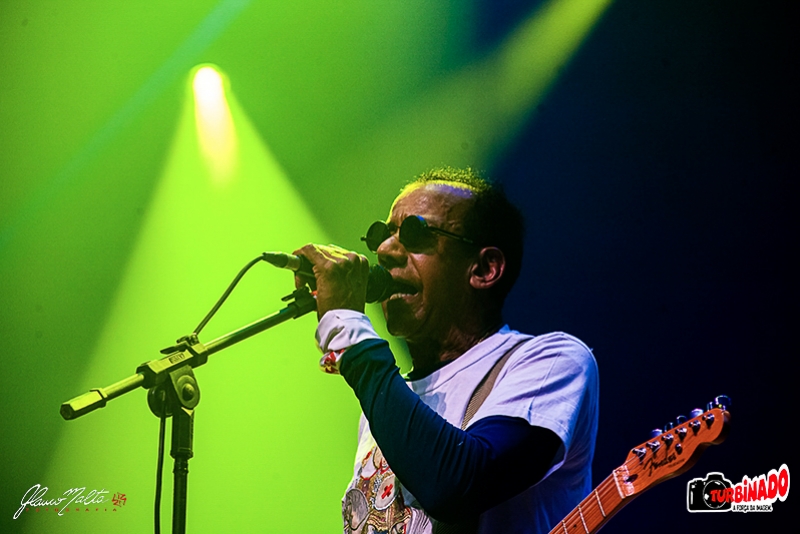 JORGE BEN JOR &ndash; &ldquo;SALVE SIMPATIA!&rdquo; ALEGROU A FESTA DOS F&Atilde;S NO AUDIT&Oacute;RIO ARA&Uacute;JO VIANNA